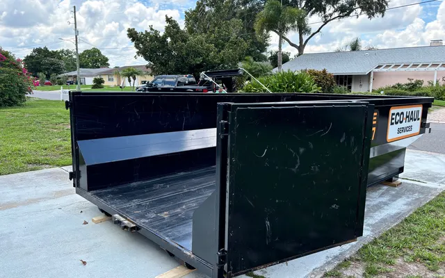 Dumpster roll off de 14 yardas